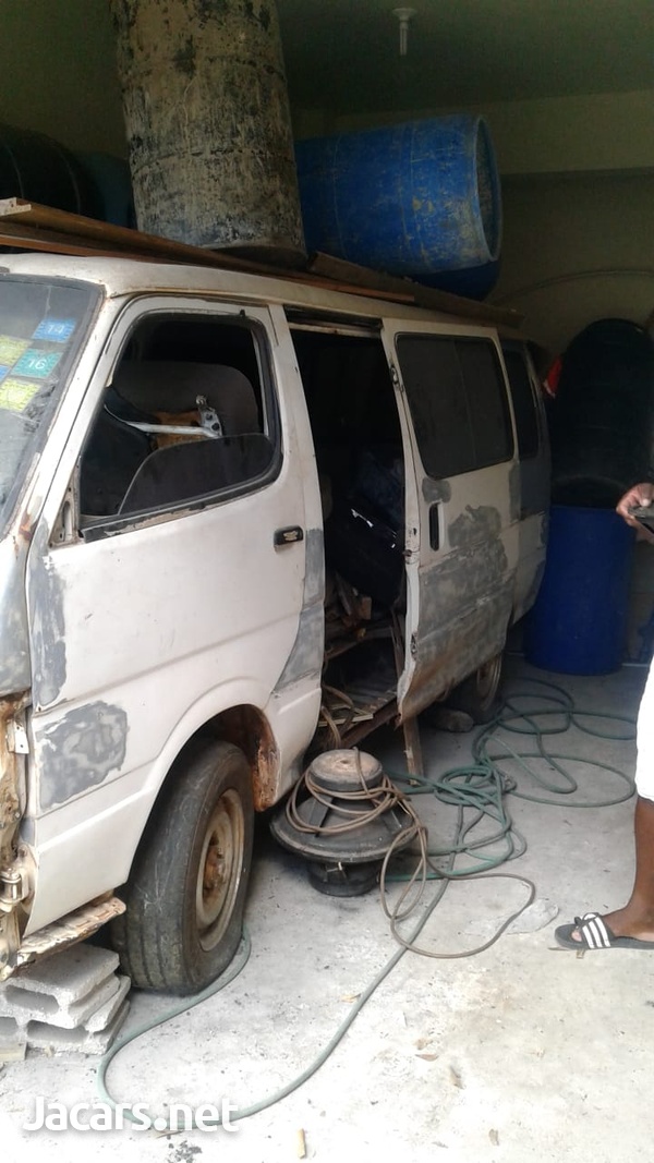 Toyota Hiace 2,0L 2000