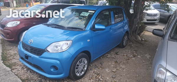 Toyota Passo 1,0L 2017