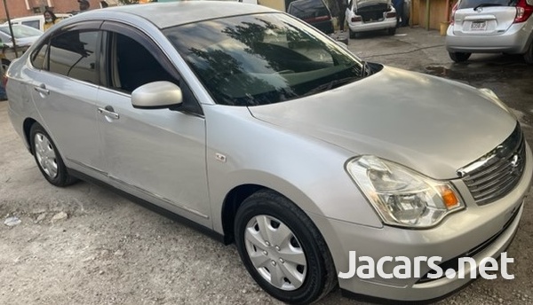 Nissan Bluebird 2,0L 2012