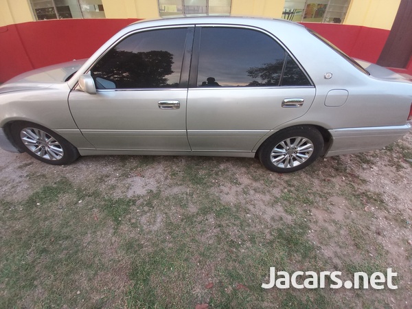 Toyota Crown 2,5L 2003
