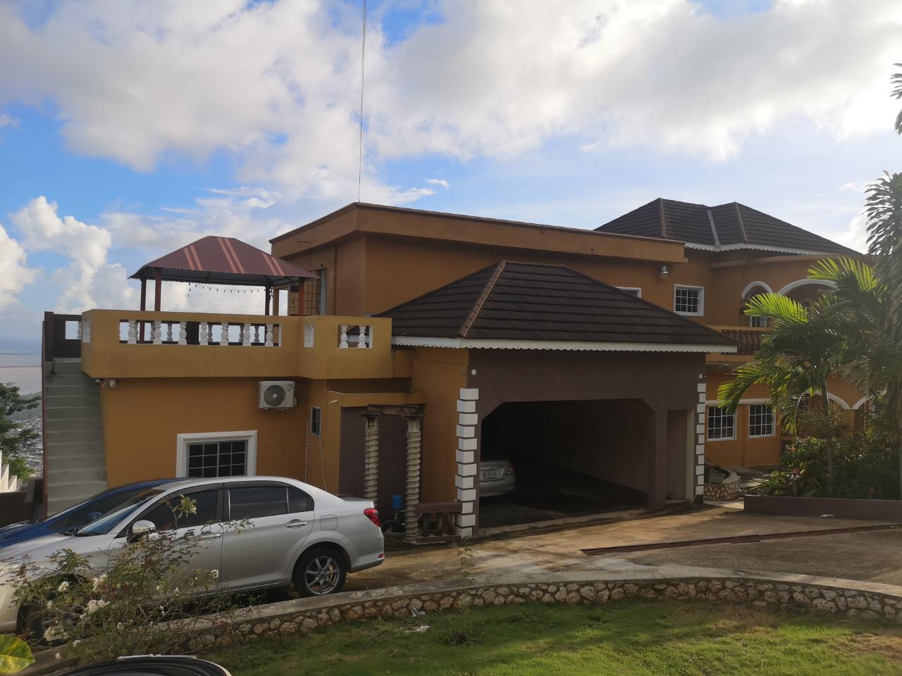 House for Sale   Kingston 19