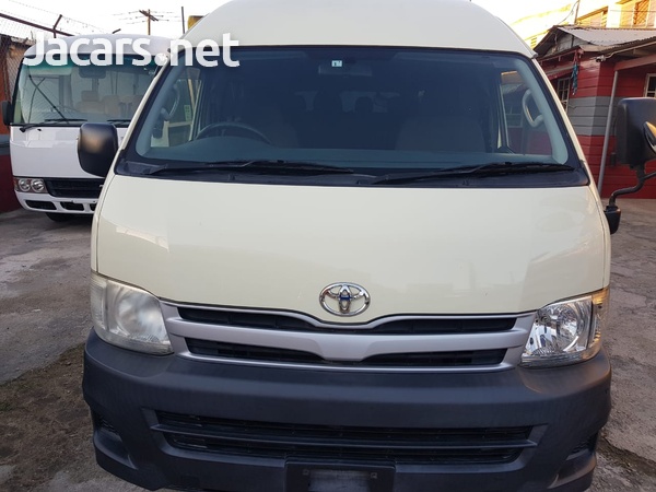 Toyota Hiace 2,7L 2013
