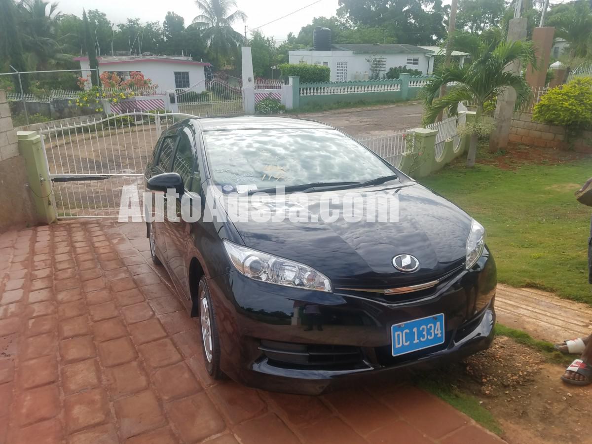 2013 Toyota wish