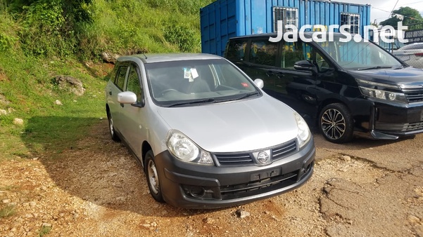 Nissan AD Wagon 1,5L 2012