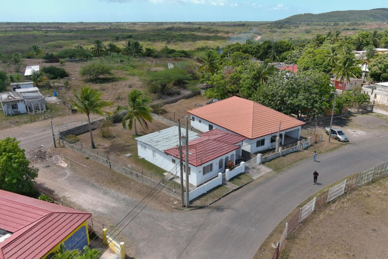 House for Sale   May Pen