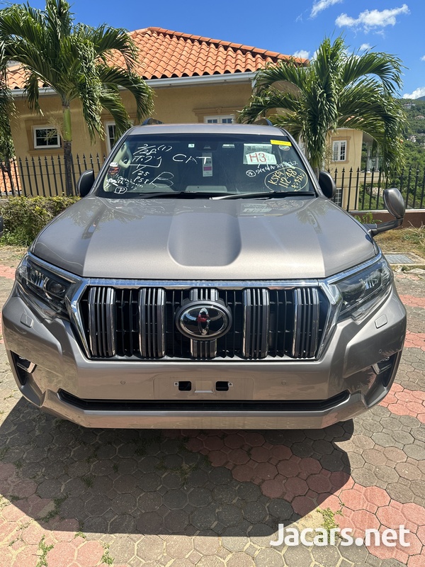 Toyota Land Cruiser Prado 2,7L 2021
