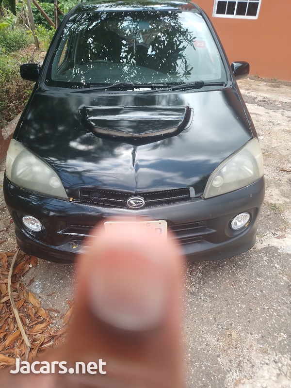Daihatsu YRV 1,3L 2003