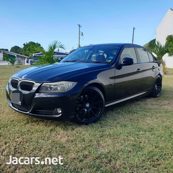 BMW 3-Series 2,0L 2011