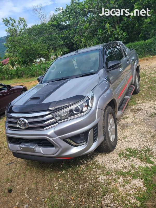 Toyota Hilux 2,8L 2017
