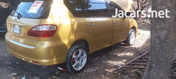 Toyota Picnic 2,0L 2004