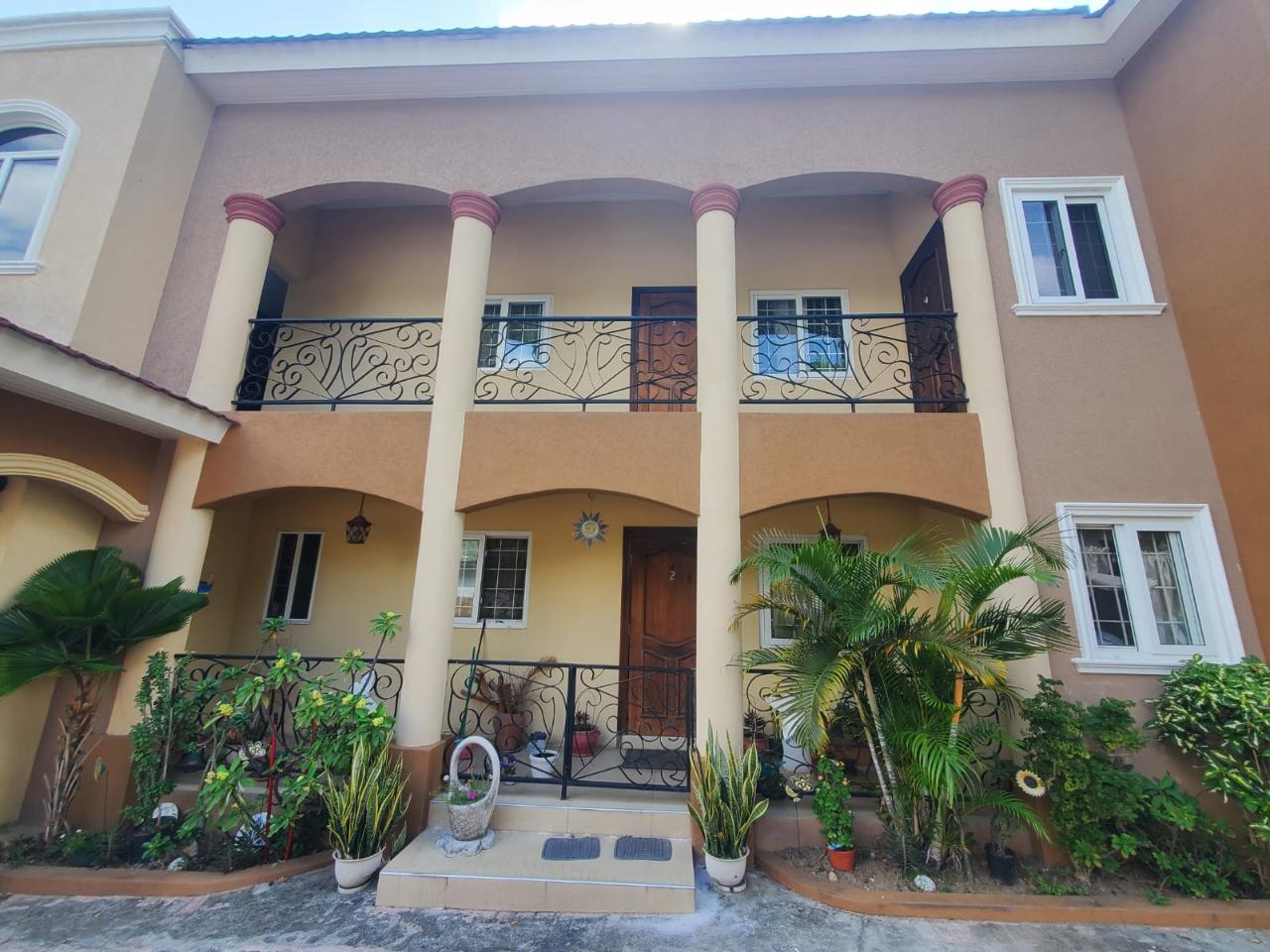 Apartment for Sale   Kingston 19