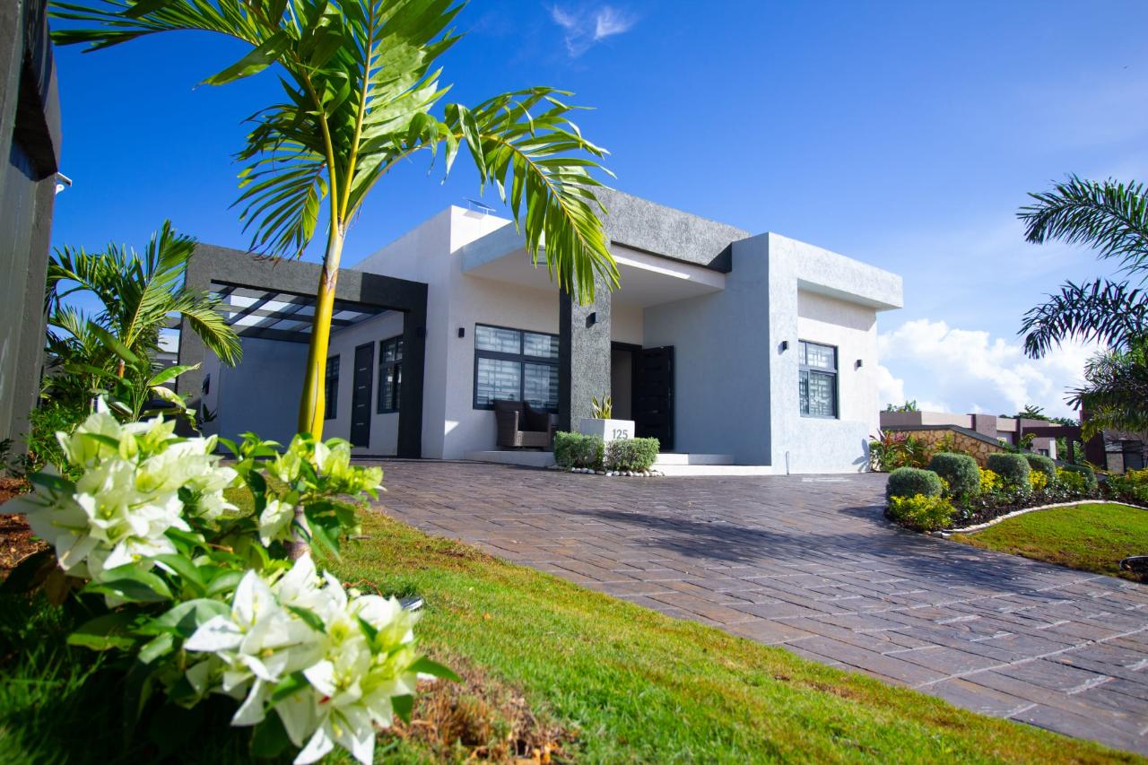 House for Rent   Ocho Rios