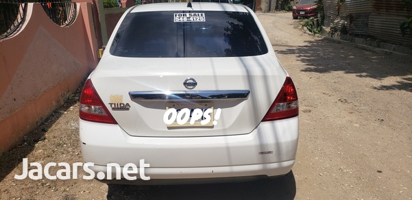 Nissan Tiida 1,5L 2011