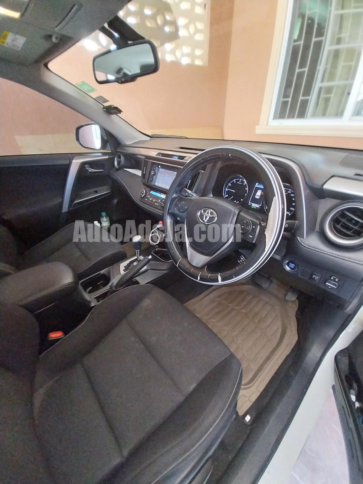 2016 Toyota RAV4