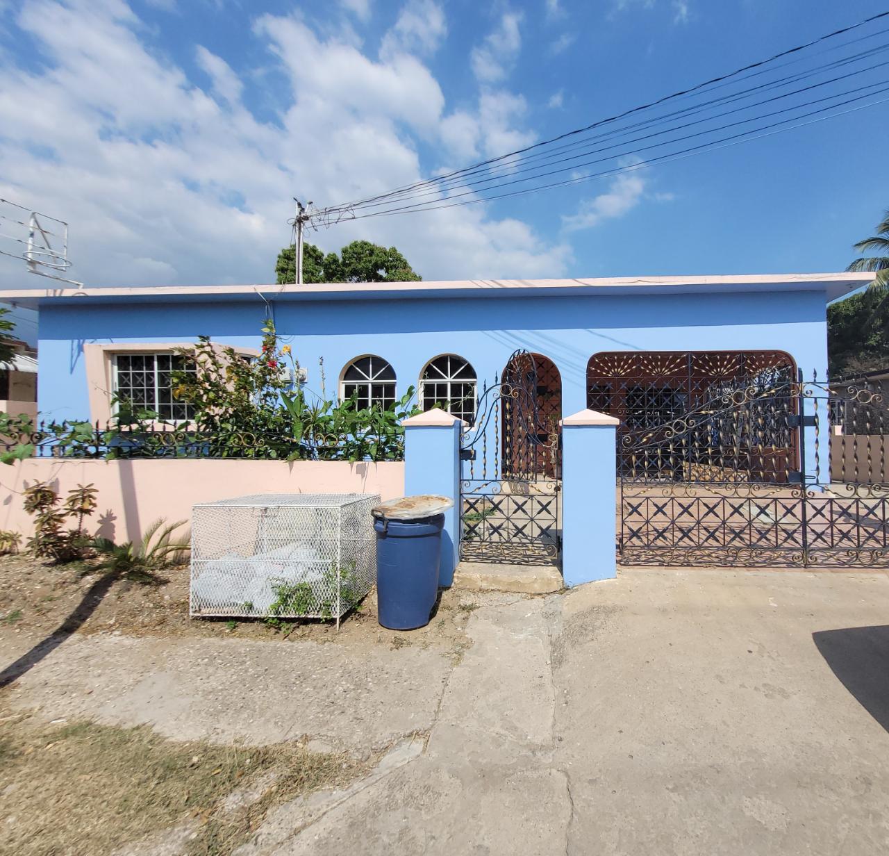 House for Rent   Spanish Town