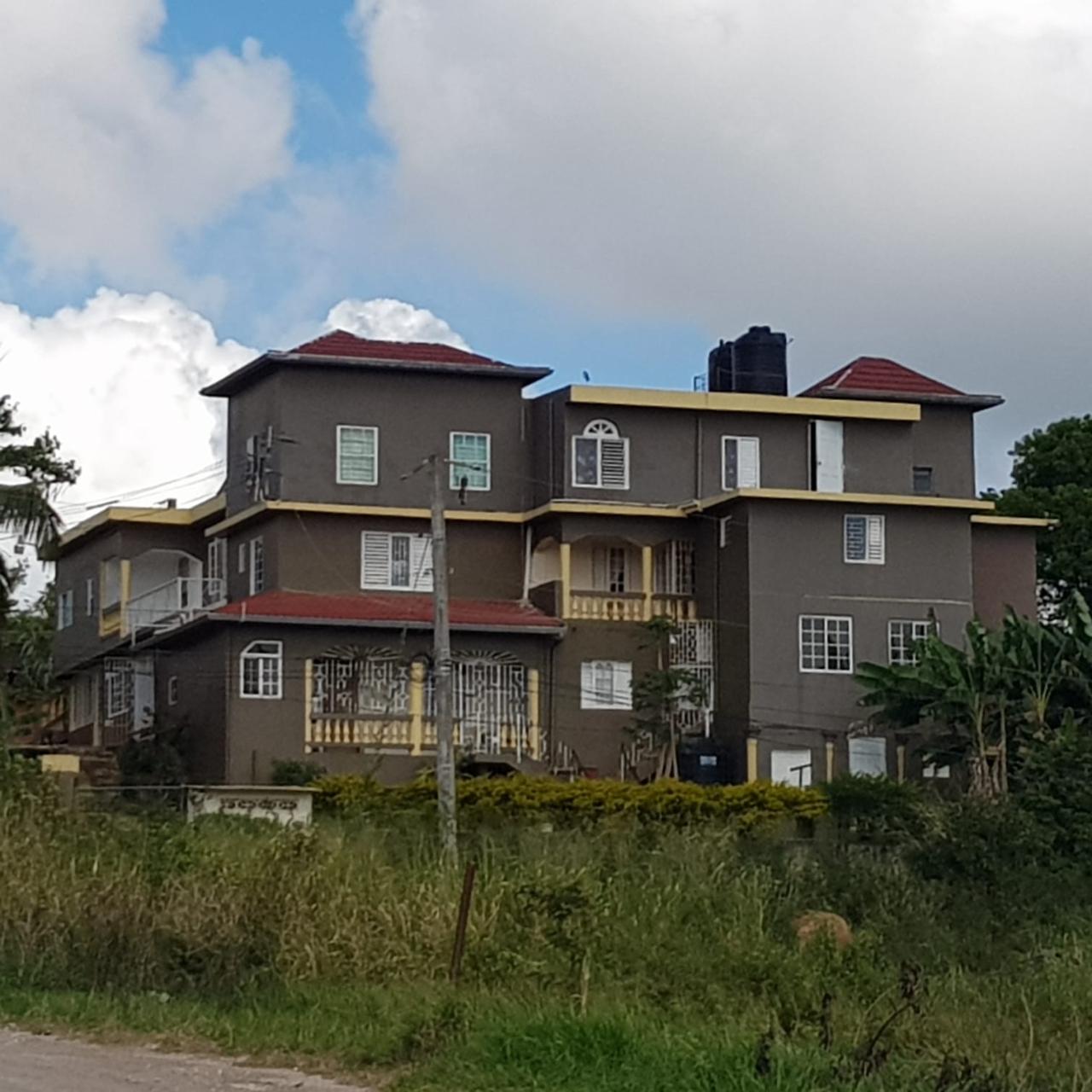Apartment for Sale   Mandeville