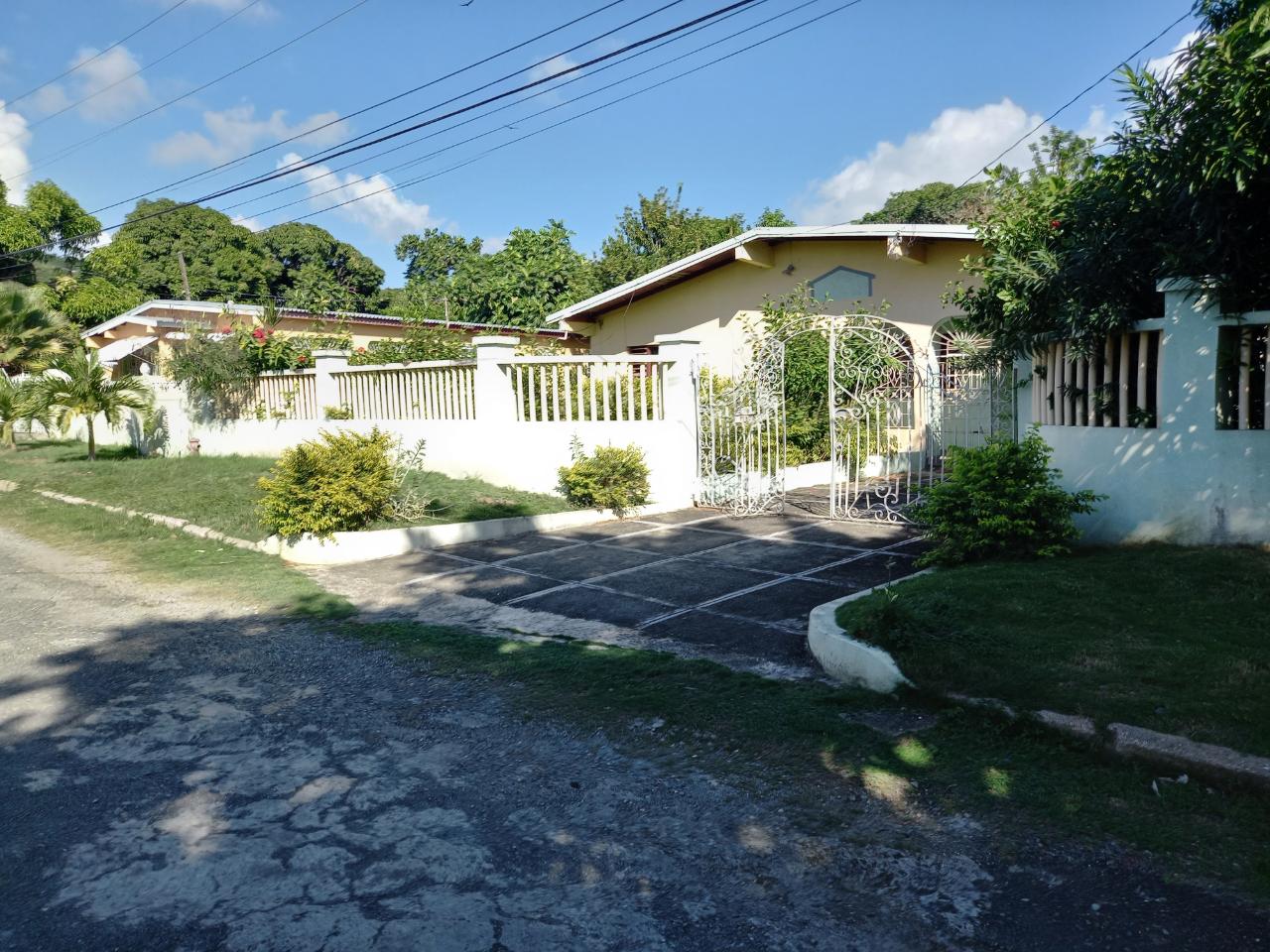 House for Sale   Morant Bay