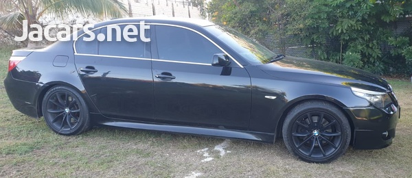 BMW 5-Series 2,5L 2010