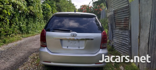 Toyota Wish 2,0L 2008