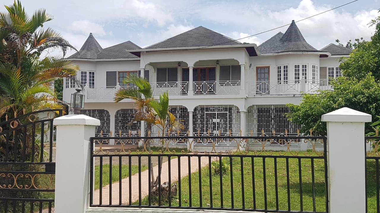 House for Sale   Savanna-La-Mar
