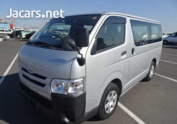 Toyota Regius 2,0L 2016