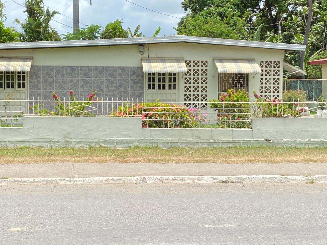 House for Sale   May Pen