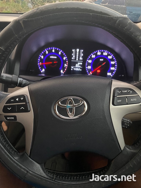 Toyota Premio 2,0L 2014