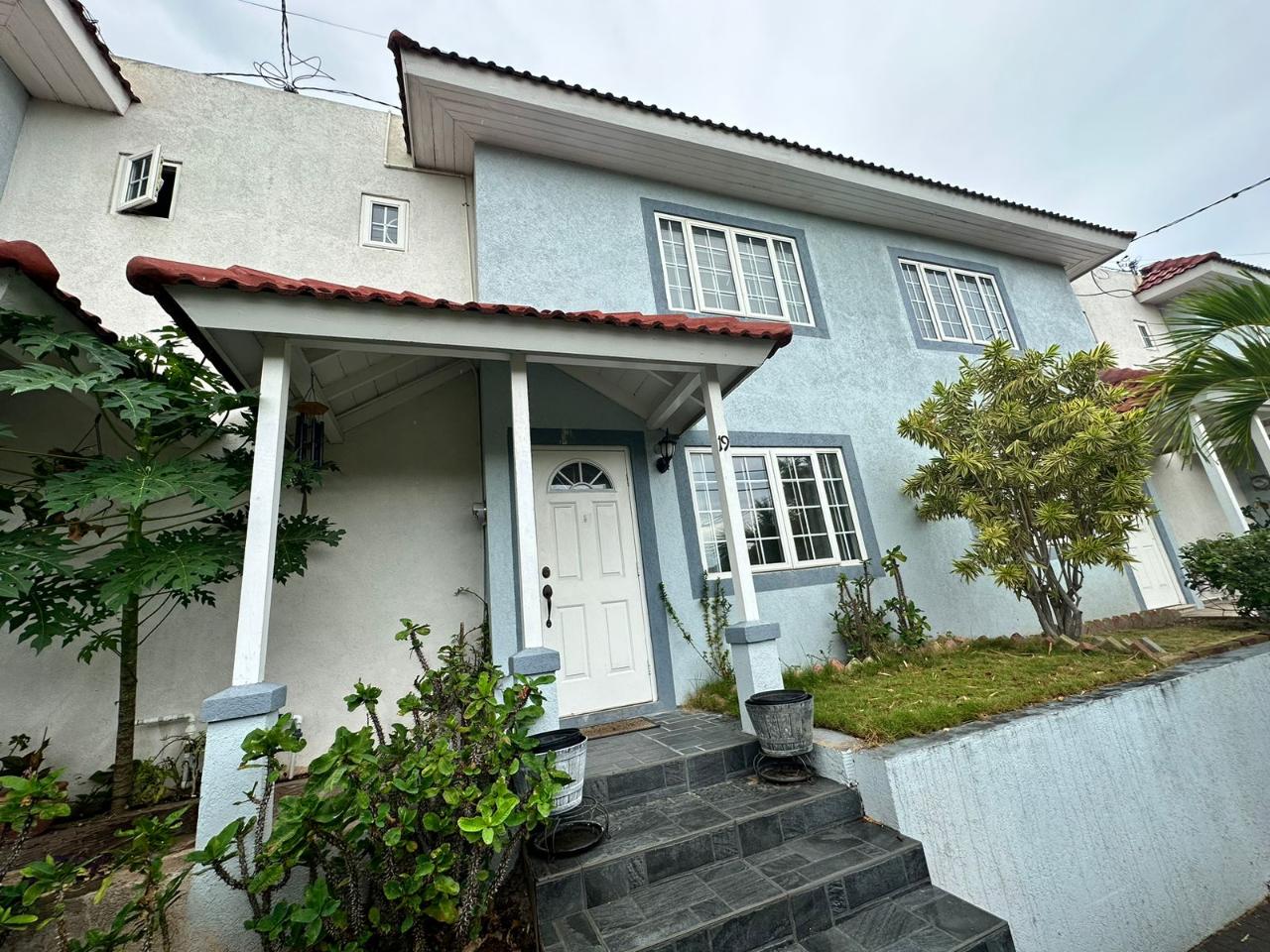 Townhouse for Rent   Kingston 6