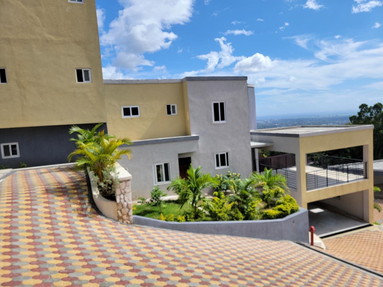 Townhouse for Sale   Kingston 19
