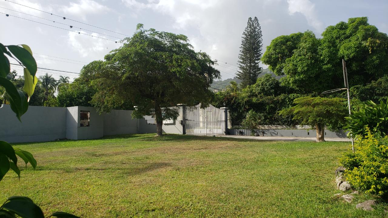 Apartment for Sale   Kingston 8