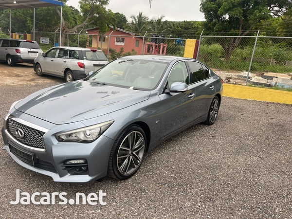 Infiniti Q50 2,0L 2014