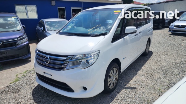 Nissan Serena 2,0L 2016