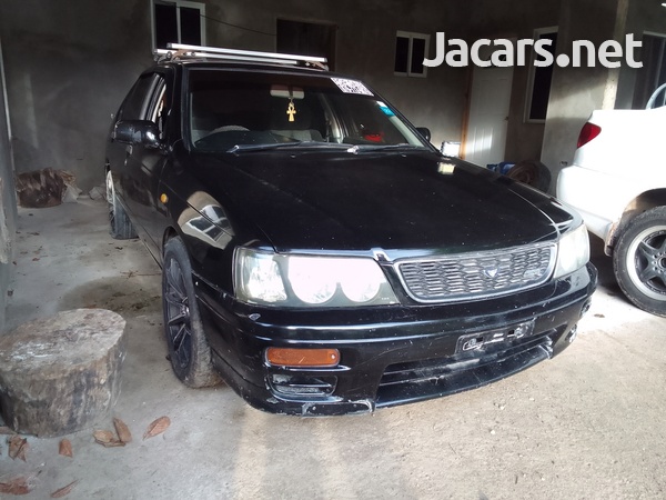 Nissan Bluebird 1,8L 2000