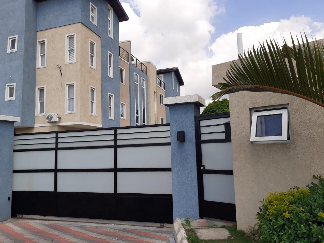 Apartment for Sale   Kingston 8