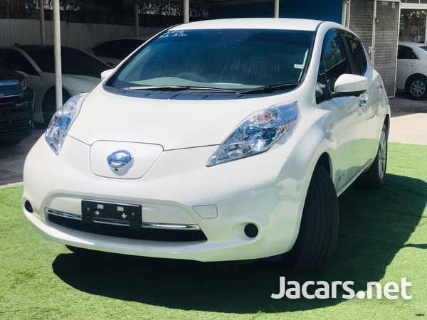 Nissan Leaf Electric 2016