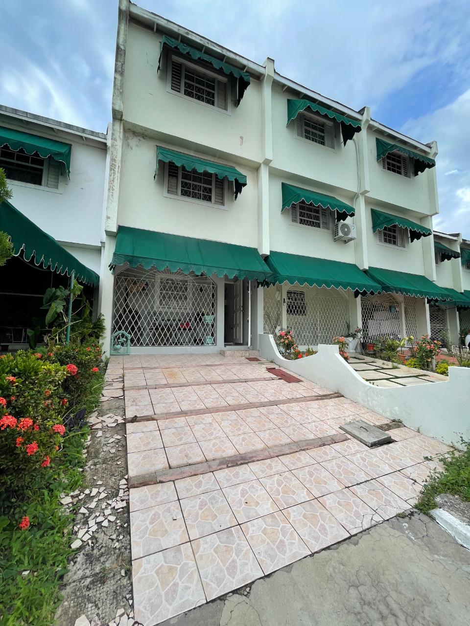 Townhouse for Sale   Kingston 20