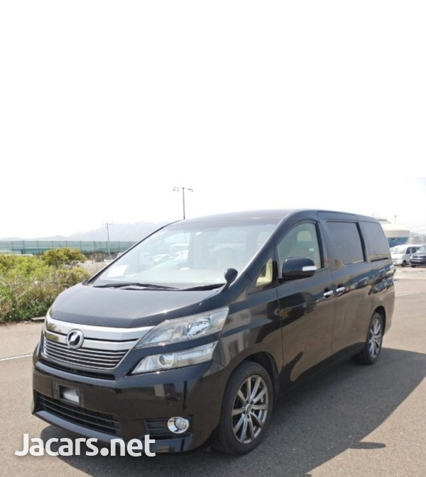 Toyota Vellfire 2,0L 2013