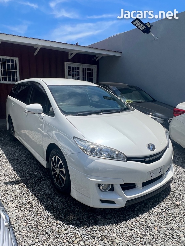 Toyota Wish 2,0L 2017