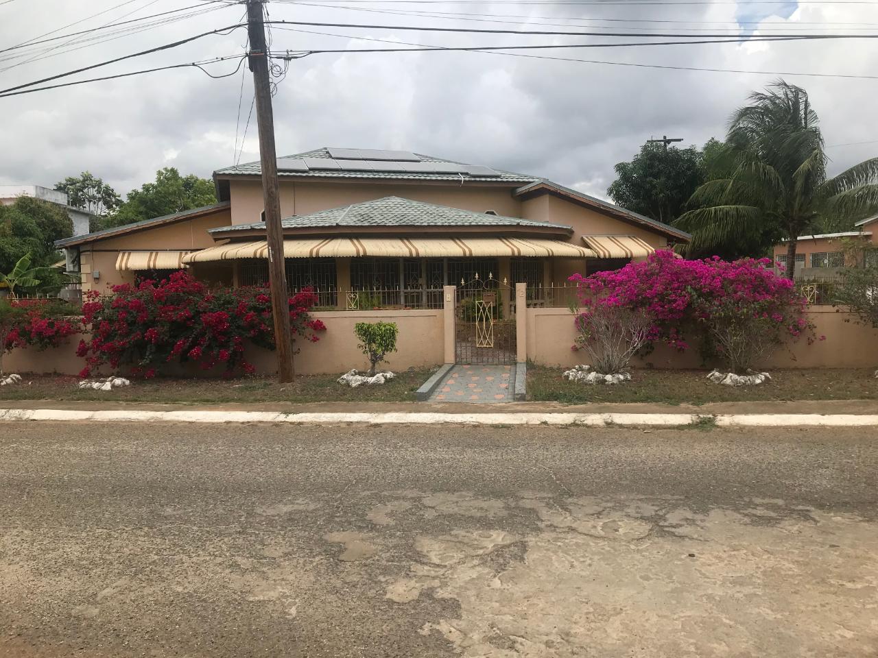 House for Sale   Spanish Town