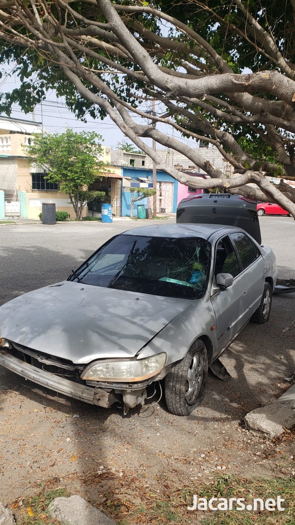 Honda Accord 2,3L 2000