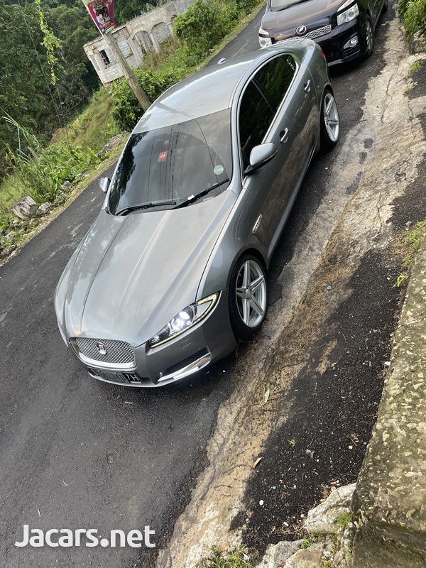 Jaguar XF 2,0L 2012