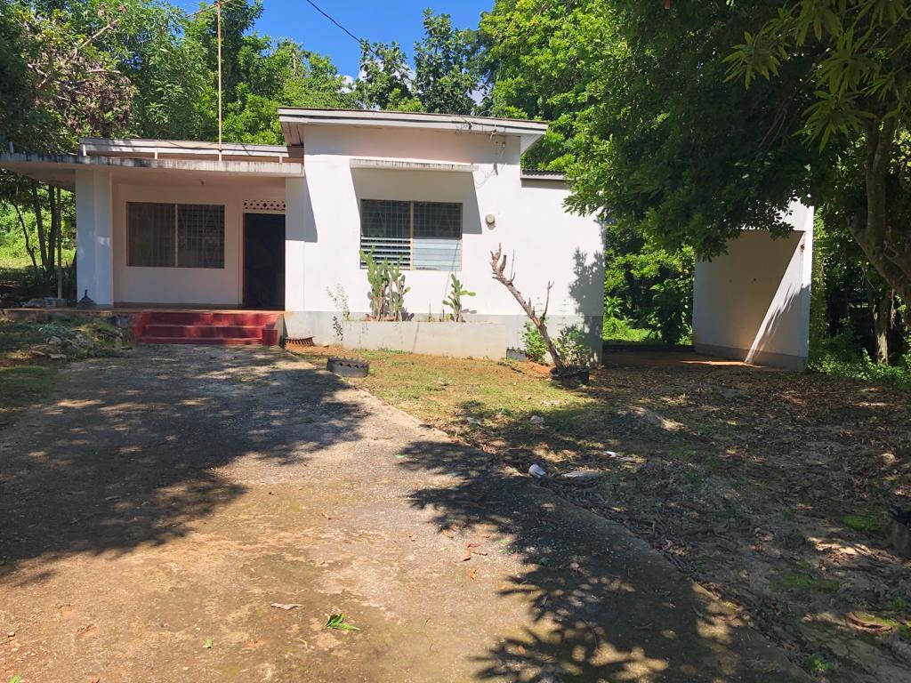 House for Sale   Middle Quarters