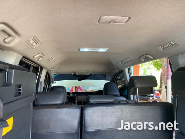 Toyota Voxy 2,0L 2013