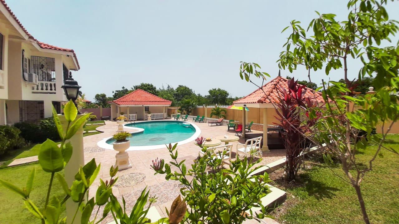 Townhouse for Rent   Montego Bay