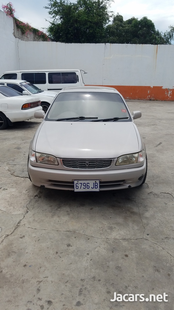 Toyota Corolla XLi 5,0L 2000