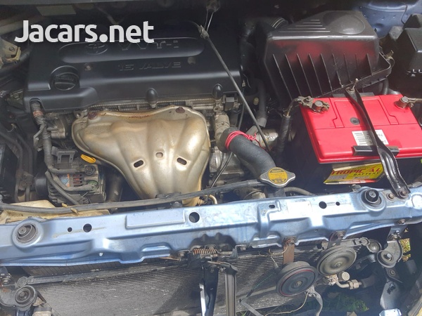 Toyota Picnic 2,5L 2004