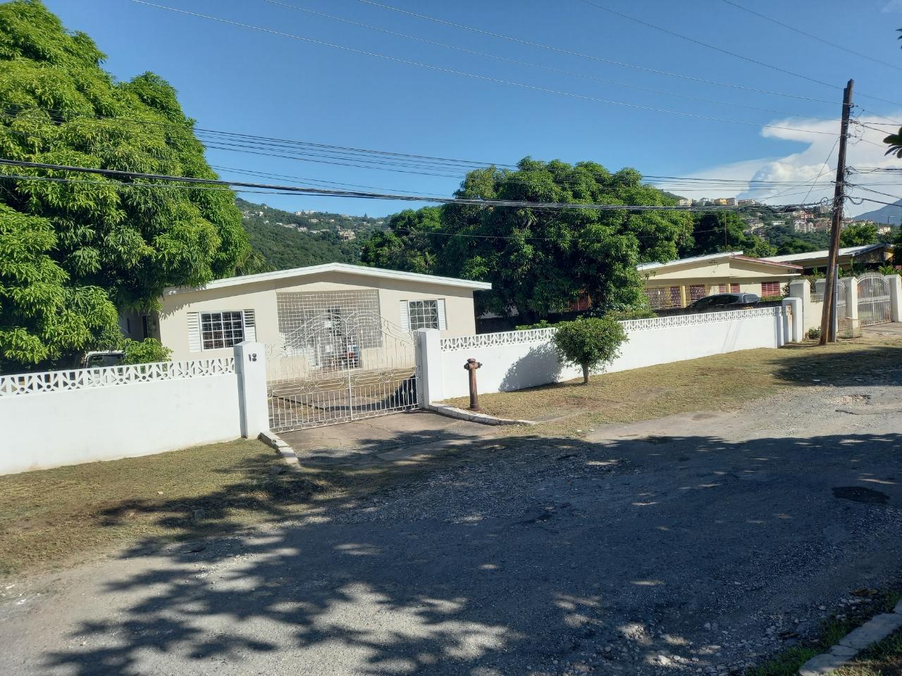 House for Sale   Kingston 20