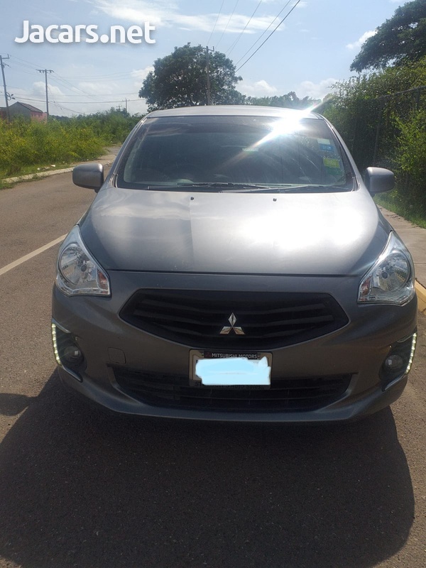 Mitsubishi Attrage 1,5L 2022