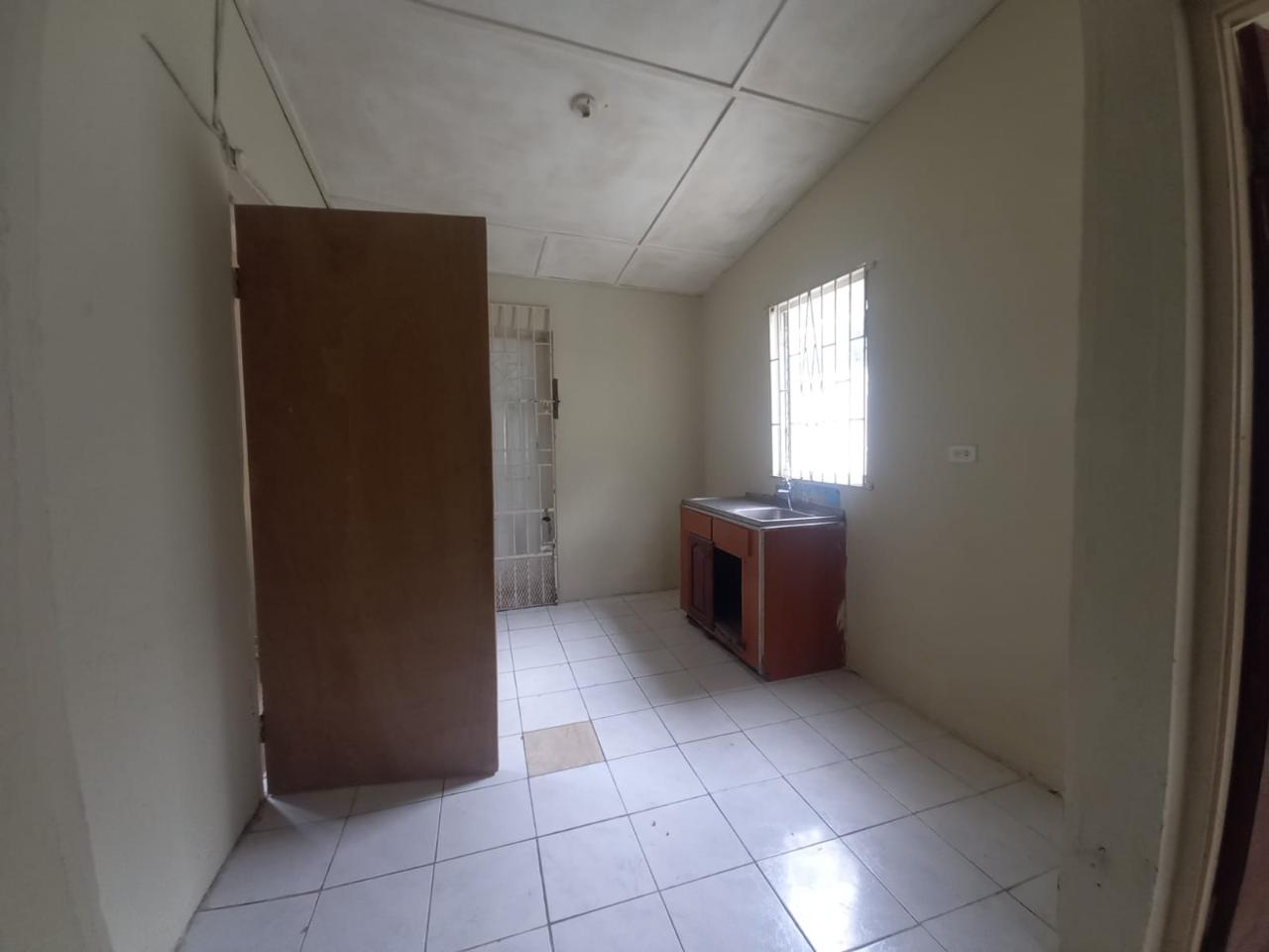 House for Sale   Kingston 20