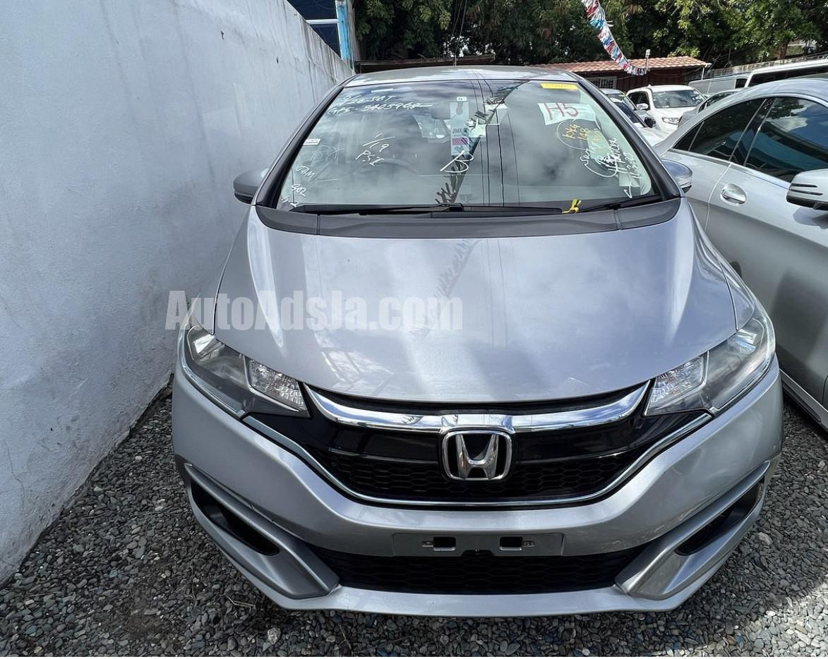 2017 Honda Fit Hybrid